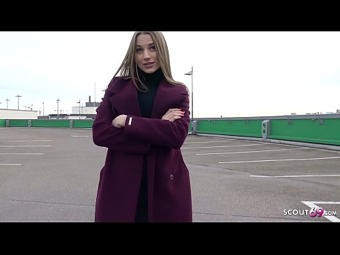 ❤️ NEMŠKI SKAVT JE SANJE DOTIKANJE STEELE, PARKIRIŠČE TELLTALE IN SEKSI ZA DENAR ❤️ Fucking video pri nas ❤